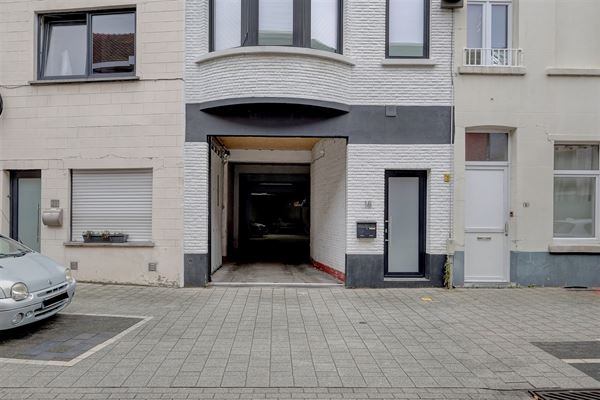 Opbrengsteigendom: 14 staanplaatsen in Mechelen