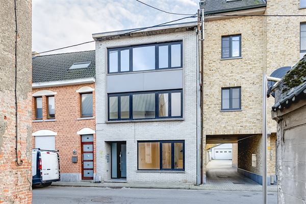 Vergund gerenoveerd appartementsgebouw