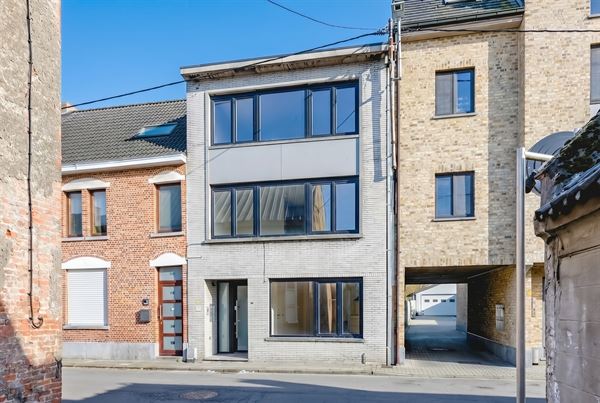 Vergund gerenoveerd appartementsgebouw