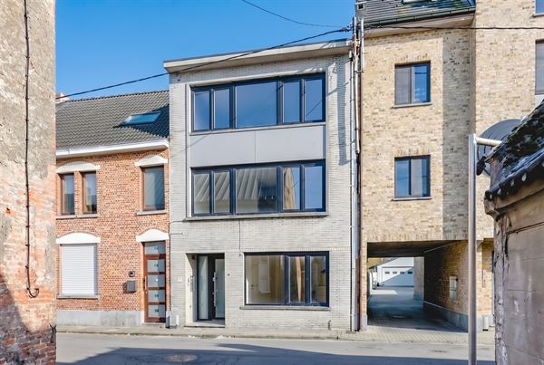 Vergund gerenoveerd appartementsgebouw