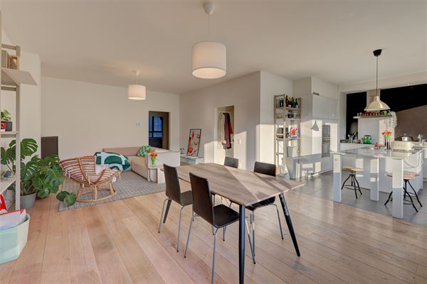 Luxueus appartement (120m²) met 2 slaapkamers en terras aan Operaplein