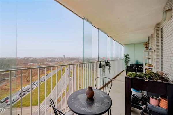 Strak 2- slaapkamer appartement met mooi uitzicht