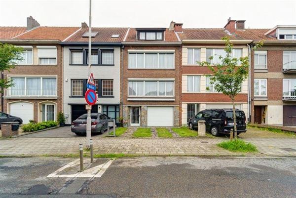 Opbrengsteigendom bestaande uit 2 appartementen