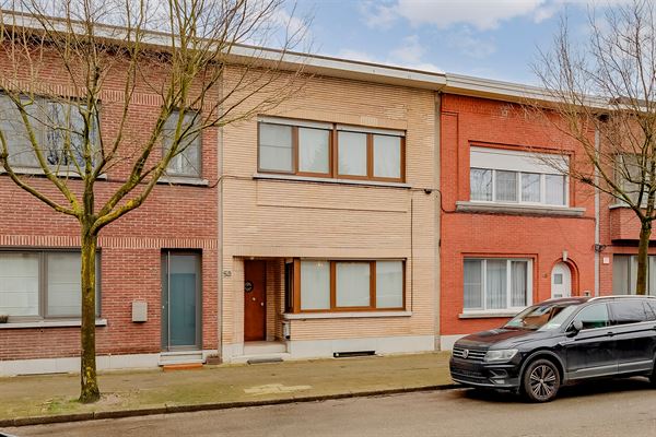 Huis met 3 slaapkamers en tuin te koop in Merksem