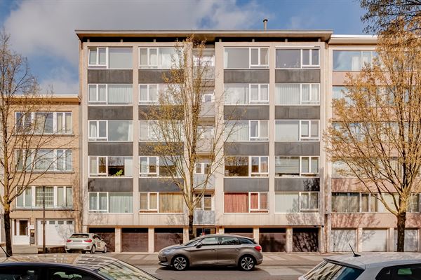 Ruim 3 Slaapkamer appartement vlakbij het Rivierenhof