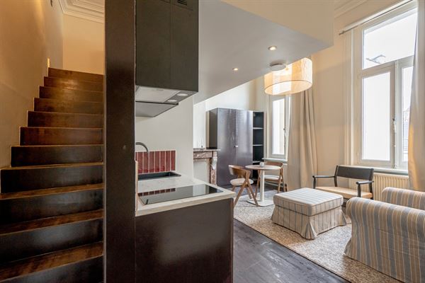 Stijlvolle all-in gemeubelde studio in hartje Antwerpen