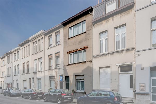 Ruime woning met 4-5 slk + 2 badk + grote tuin aan Park Spoor Noord