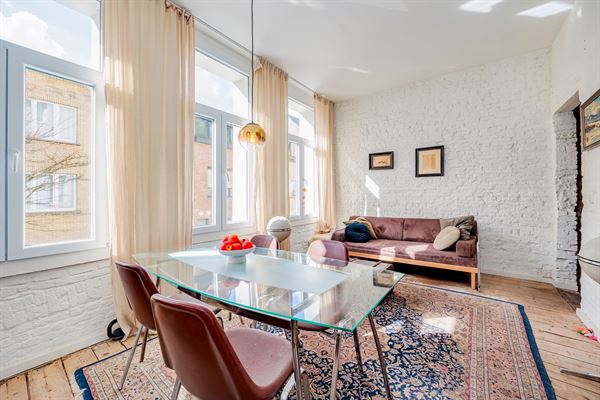 Huis met 3/4 slpk en dakterras