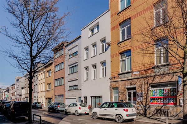 Huis met 3/4 kamers en dakterras