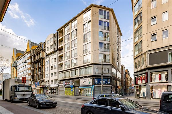 Lichtrijke studio aan Centraal Station & Zoo