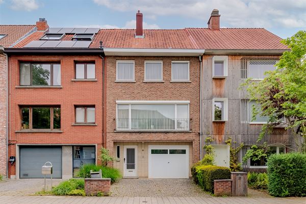 Huis met 4 slpk in het Hof van Rieth te Mortsel