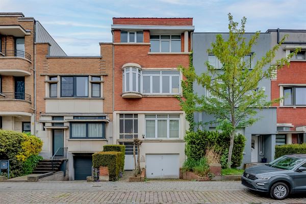 Woning met 5 slaapkamers + tuin te Merksem