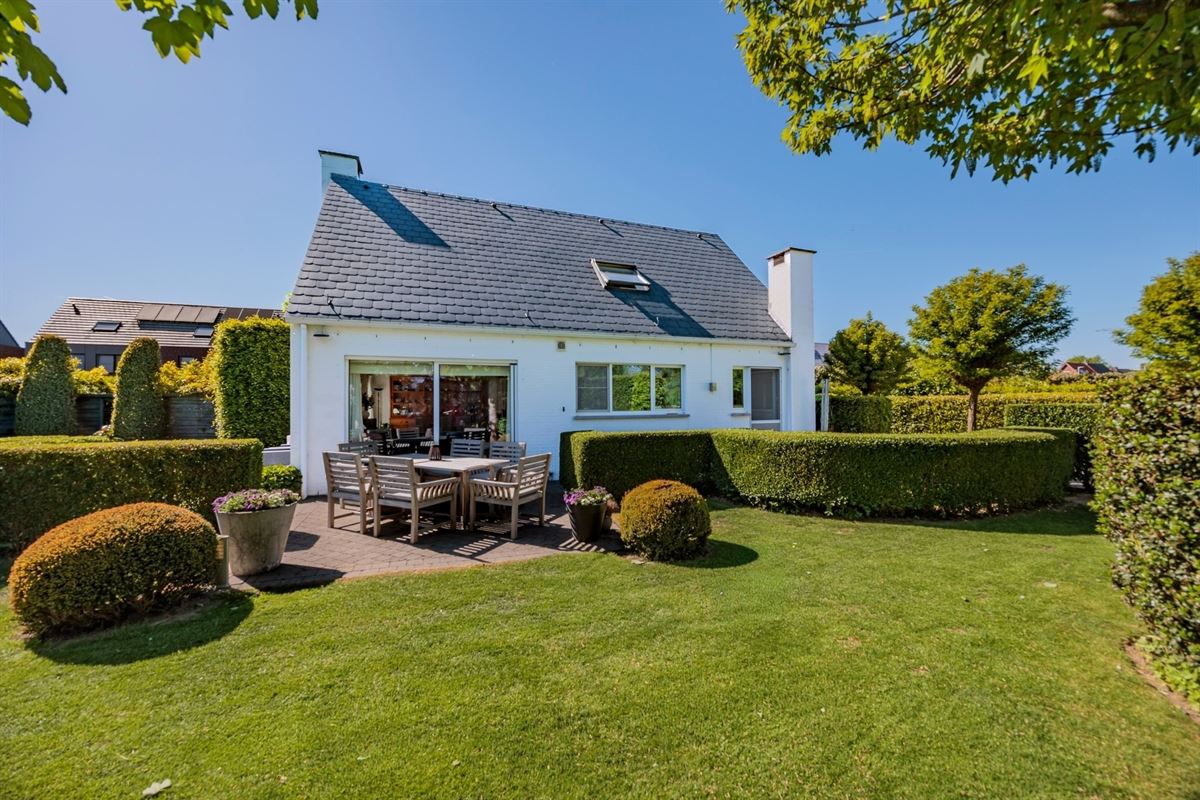 Supergelegen instapklare woning met grote tuin in Boechout