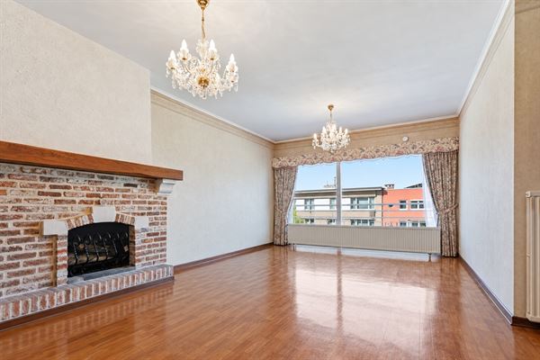 Instapklaar 2 slk appartement met garagebox te Lint