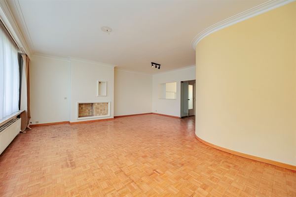 Ruim 1 slpk appartement. Parking mogelijk