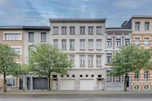 Polyvalent gebouw op het Zuid - ca 590 m² vloer - perceel ca 300 m²