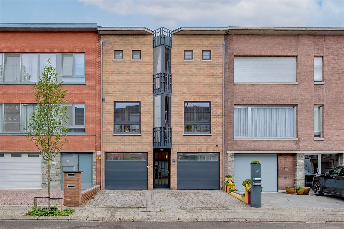 Prachtig, uniek appartement met 1 slaapkamer, terras en garage!