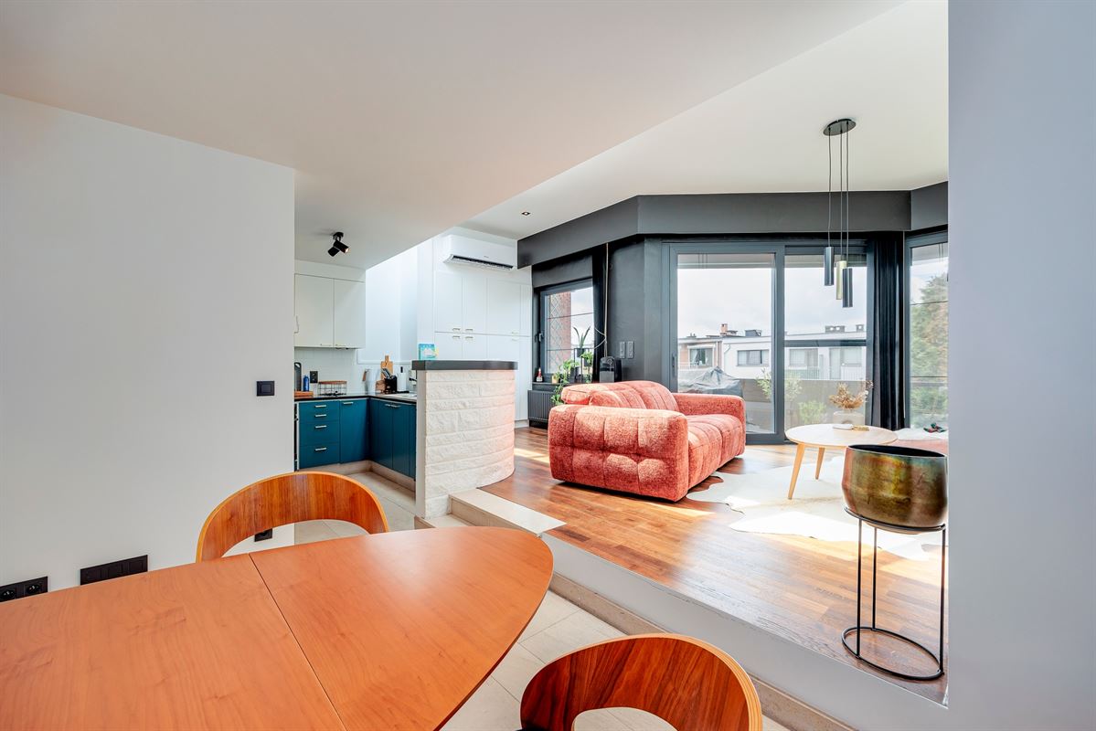Prachtig, uniek appartement met 1 slaapkamer, terras en garage!