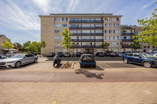 Appartement 2 slpk met terras en autostaanplaats te Hoboken