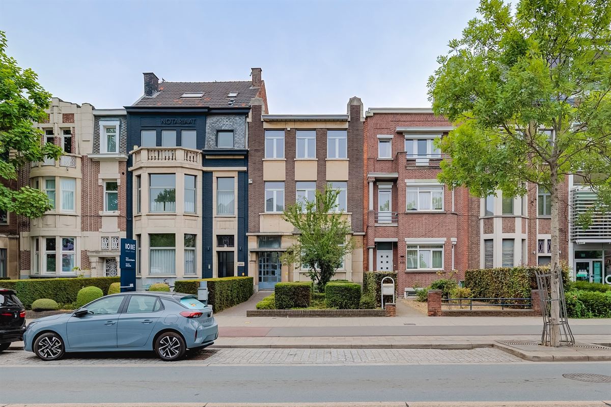 Ruime woning met veelzijdige praktijkruimtes