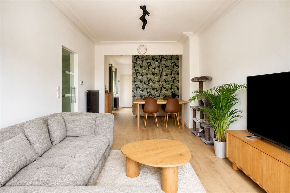 Appartement met 1 slaapkamer en overdekt terras centrum Mortsel