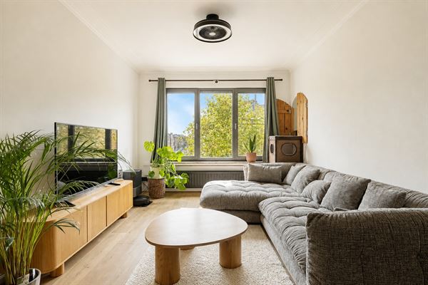 Appartement met 1 slaapkamer en overdekt terras centrum Mortsel
