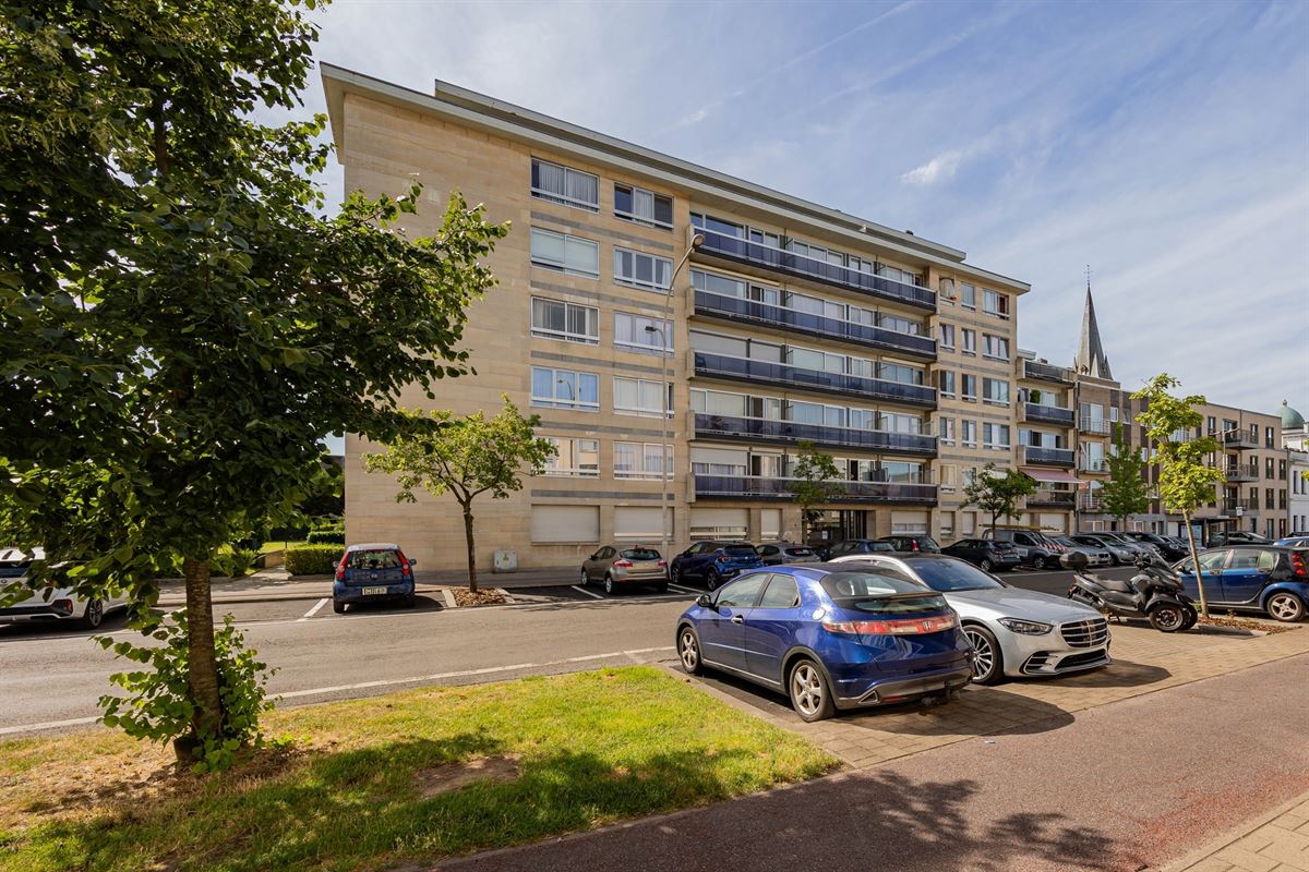 Appartement 2 slpk met terras en autostaanplaats te Hoboken