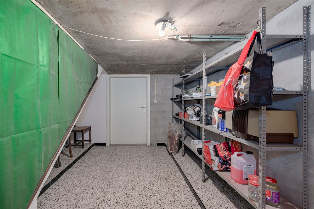 Ruime open bebouwing met 3 slaapkamers en veel potentieel