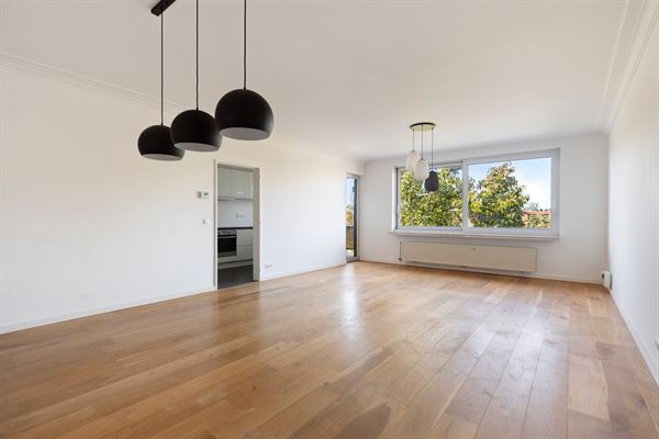 Appartement met 3 slaapkamers, 2 terrassen en parking