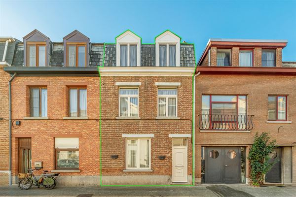 Woning met drie slaapkamers en tuin in Mechelen