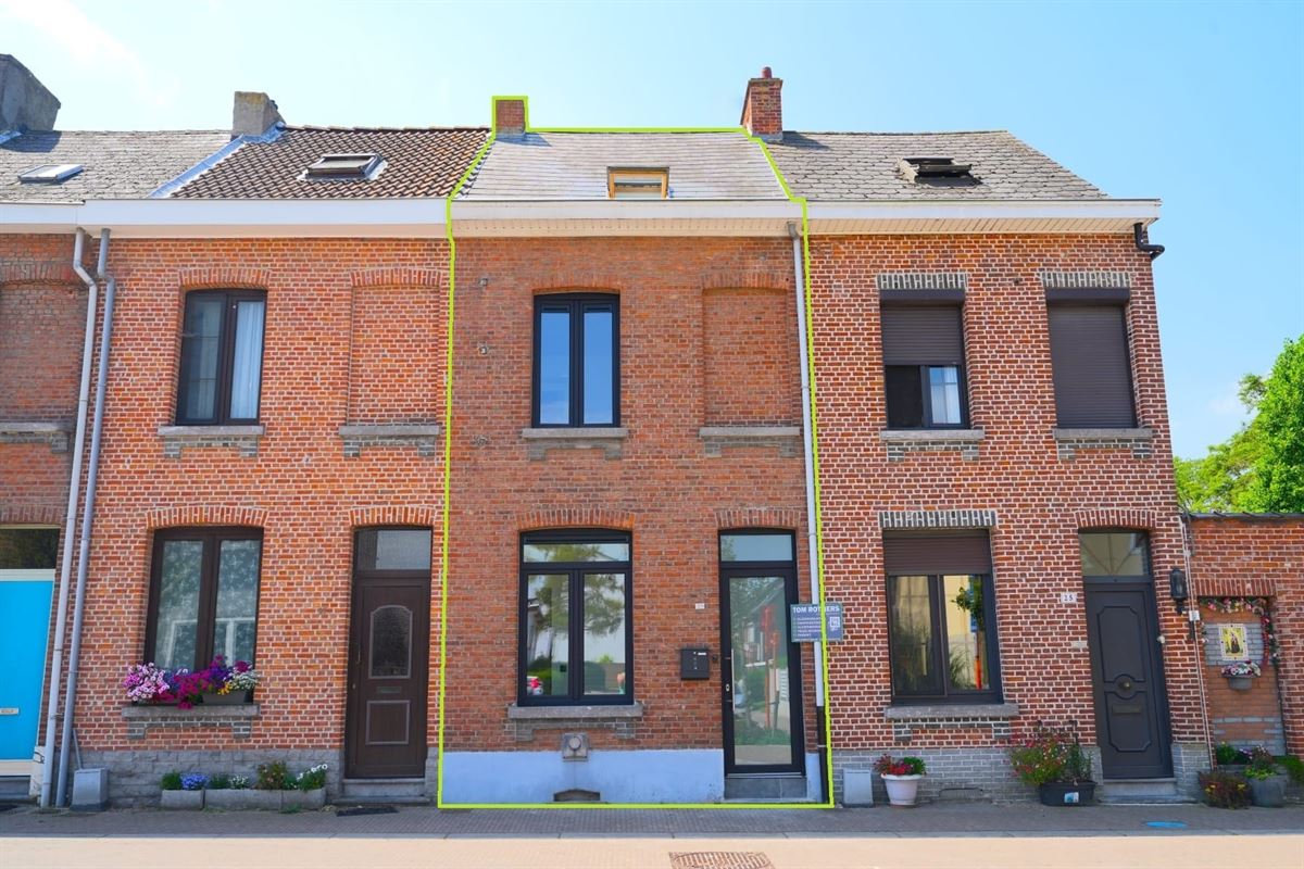 Gerenoveerde woning met drie slaapkamers en tuin