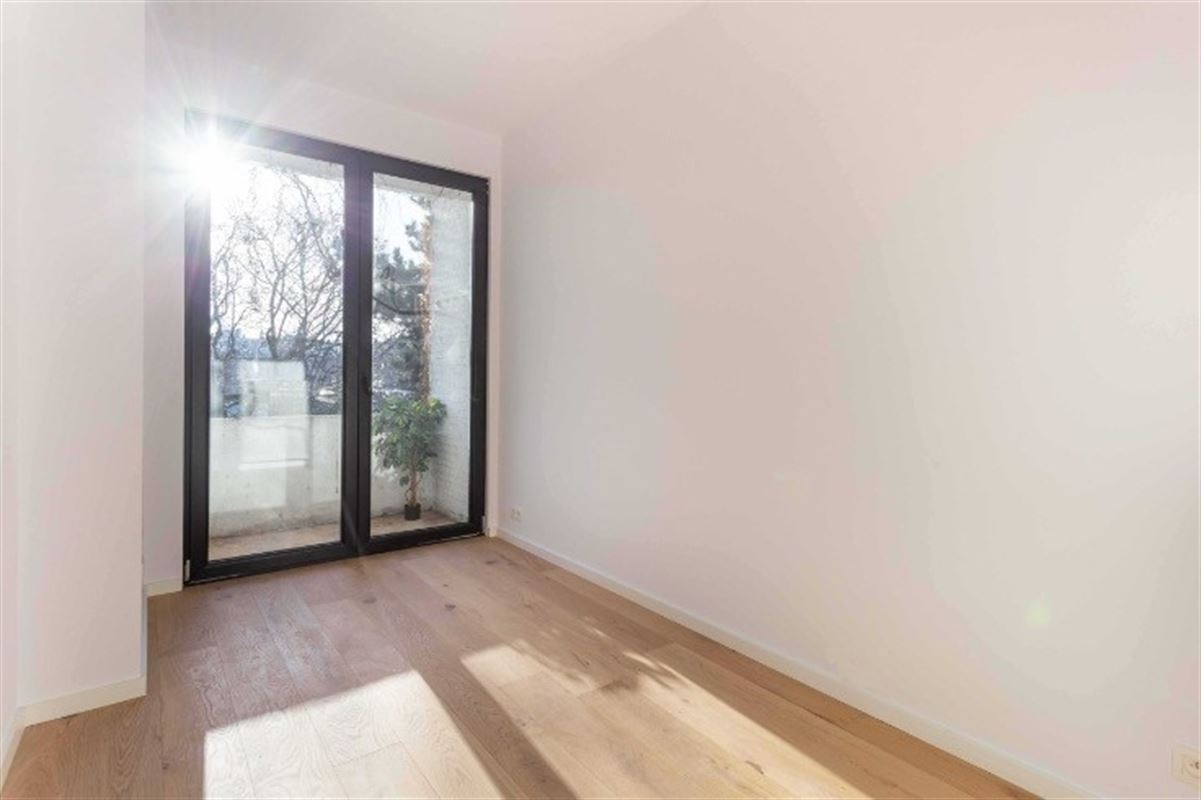 Gerenoveerd 2-slpk appartement nabij Rivierenhof