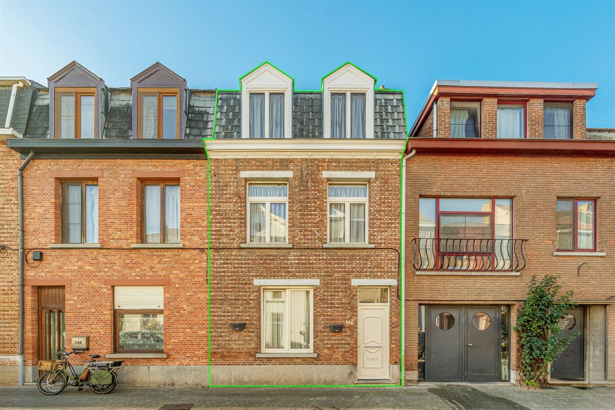 Woning met drie slaapkamers en tuin in Mechelen