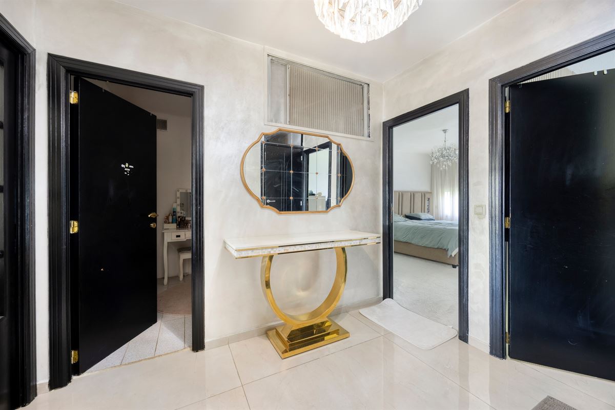 Appartement met 2 slaapkamers en 2 terrassen
