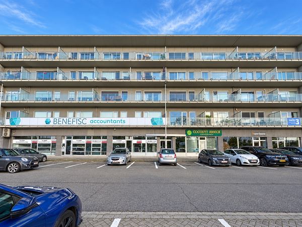 Stijlvol gemeubeld appartement met groot terras aan de Noorderlaan