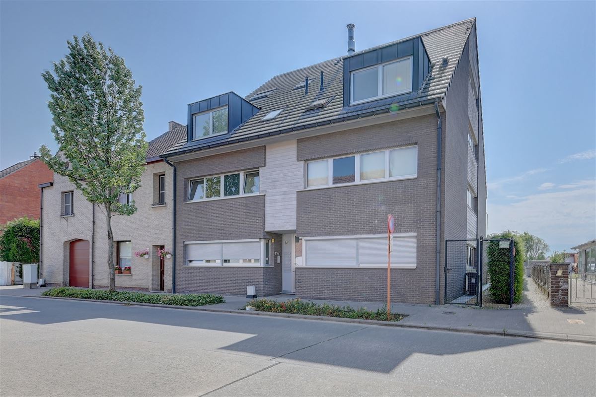 Lichtrijk appartement met twee slaapkamers