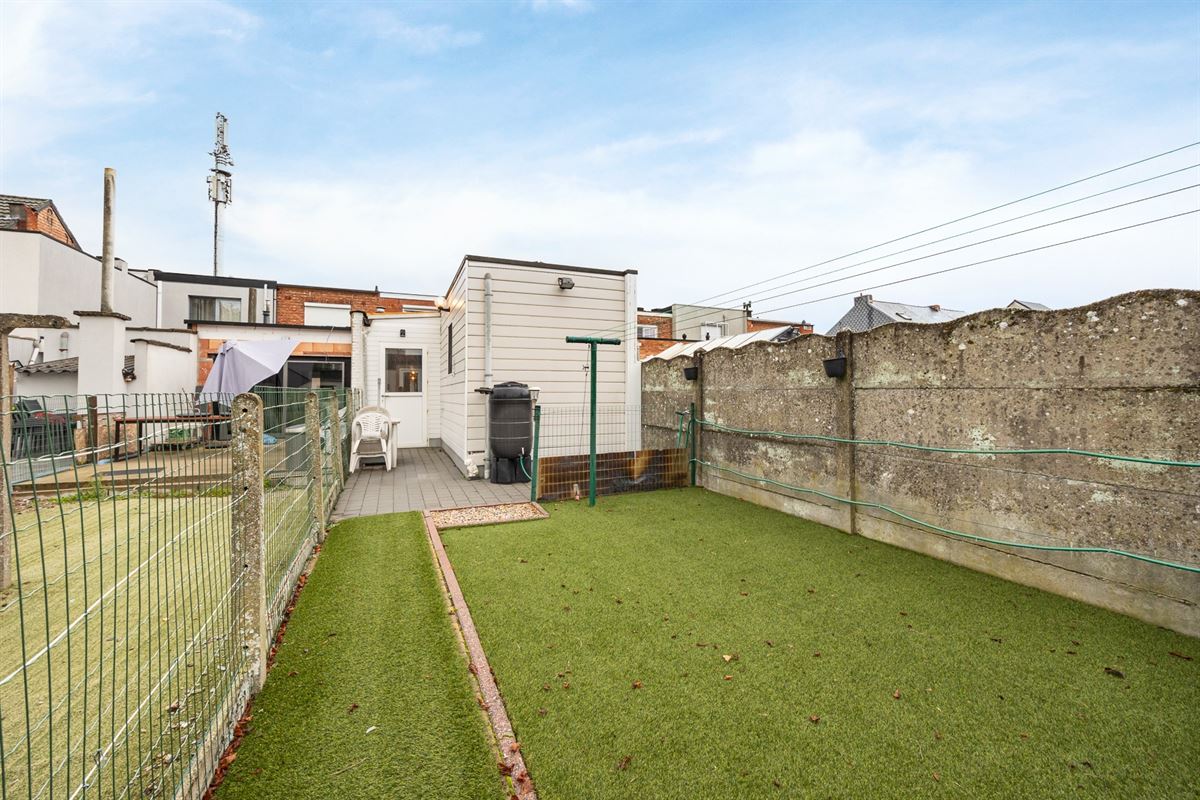 Gezinswoning met twee slaapkamers en tuin