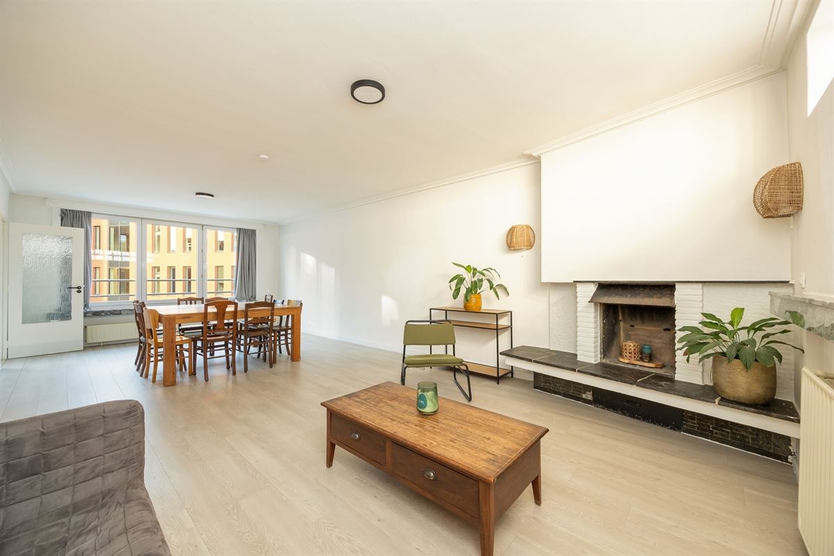 Ruim appartement met 3 slaapkamers en staanplaats