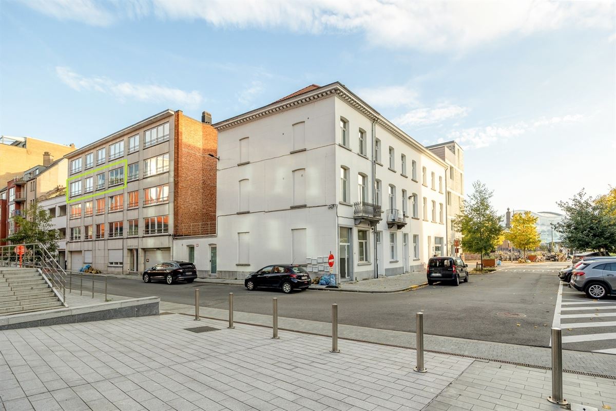 Ruim appartement met 3 slaapkamers en staanplaats