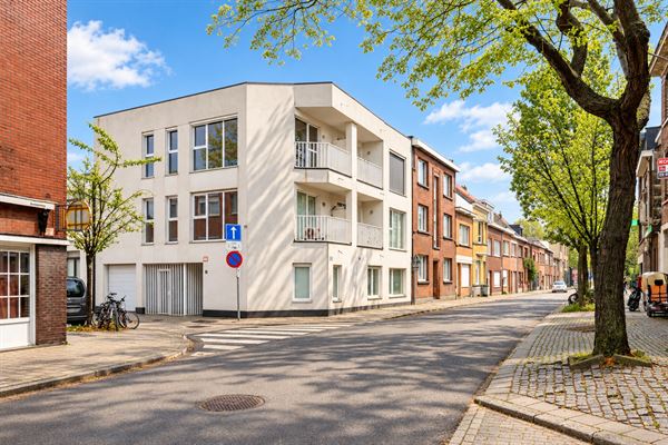 Appartement met terras vlakbij centrum Hoboken