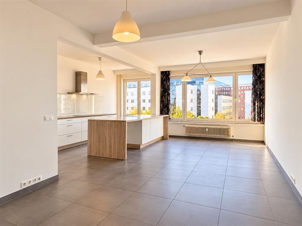 Instapklaar centraal appartement vlakij Eilandje en MAS