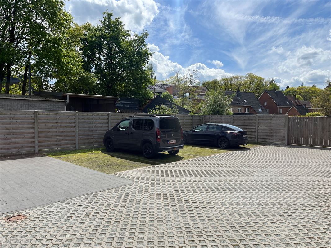 Penthouse met dakterras op het zuiden en 2 slaapkamers.