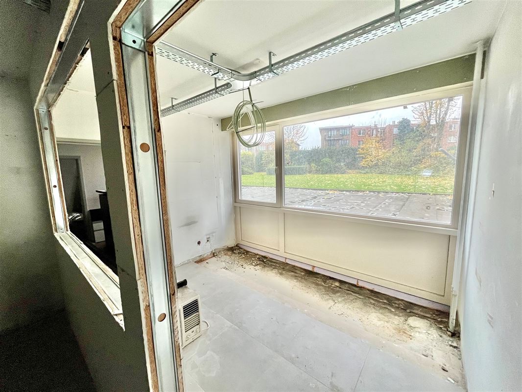 Casco commerciële ruimte + optioneel 2 garages aan meerprijs.