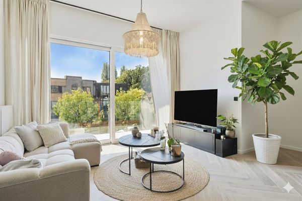 Prachtige penthouse met terras en 2 slaapkamers.
