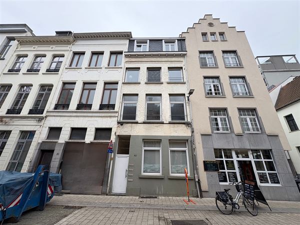 Appartement met 1 slaapkamer en fietsenberging.
