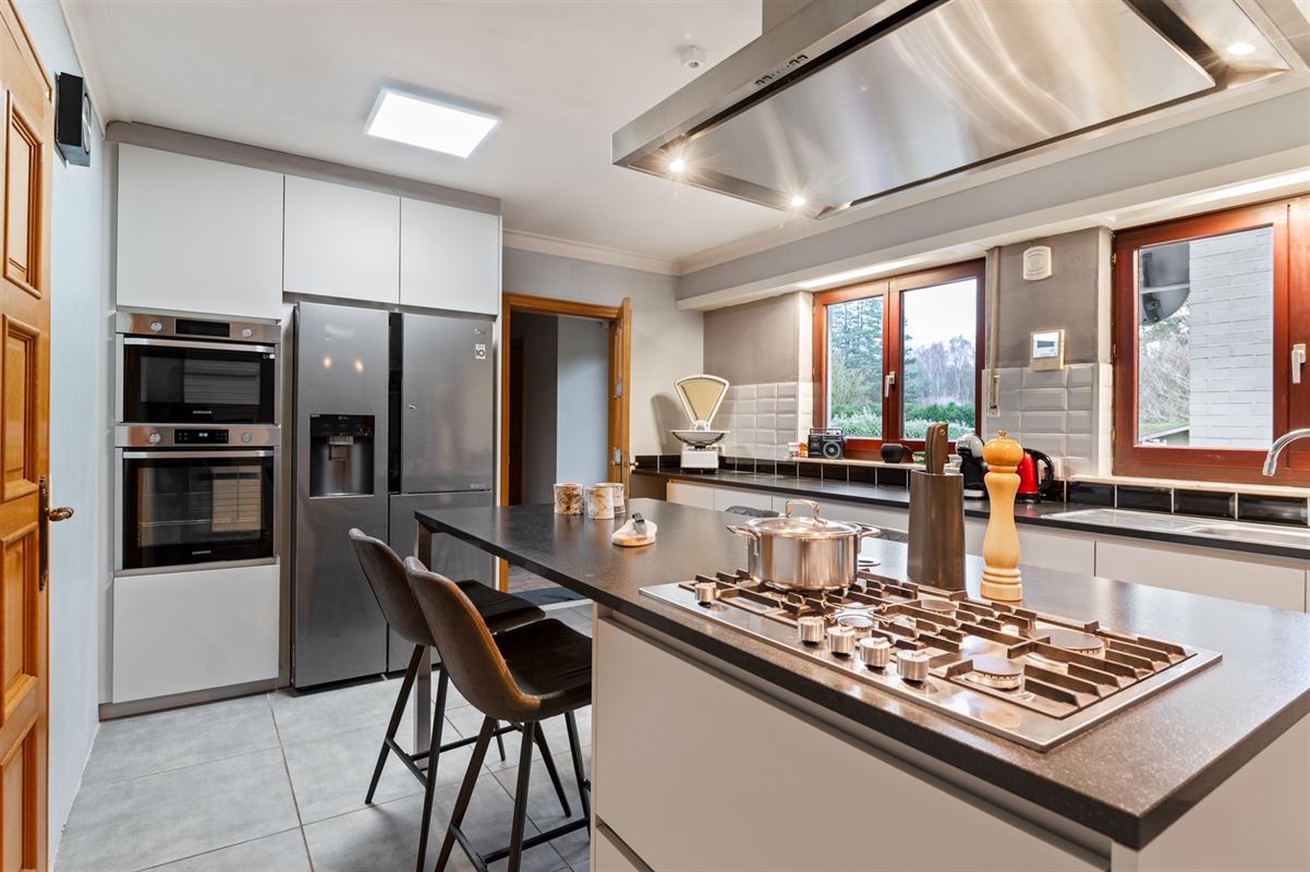 Landelijke villa met 5 slaapkamers op ca. 2.226 m2.