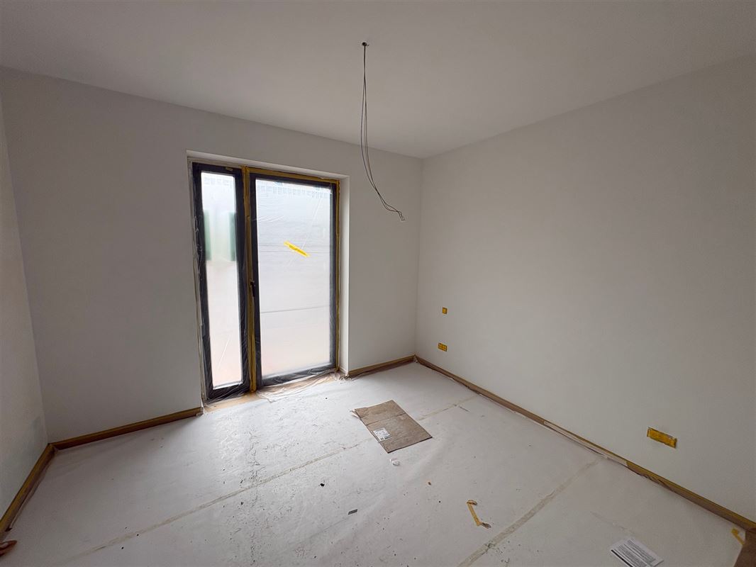 Appartement met 2 slaapkamers en ruim terras.