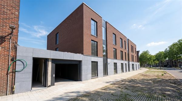 Appartement met 2 slaapkamers en ruim terras.
