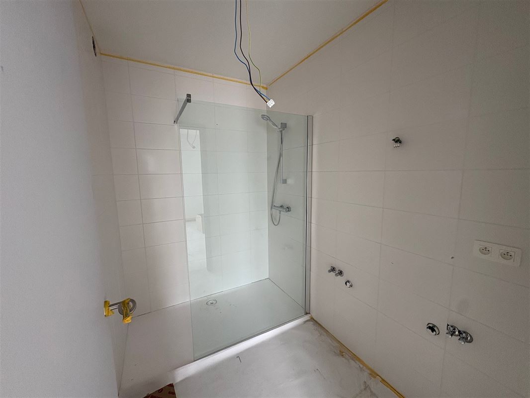 Apartment with 1 bedroom and sunny terrace.