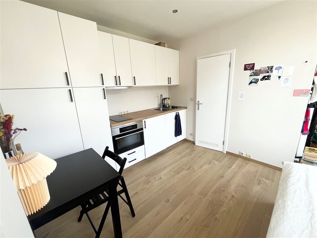 Immeuble de rapport à Marnix Place avec 4 unités